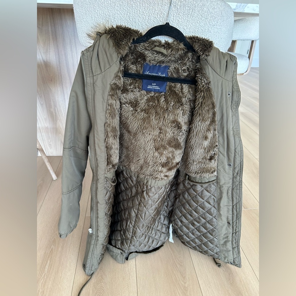 American Eagle Jacket Sharpa Womens Military Style Hood army green Small - Picture 7 of 7